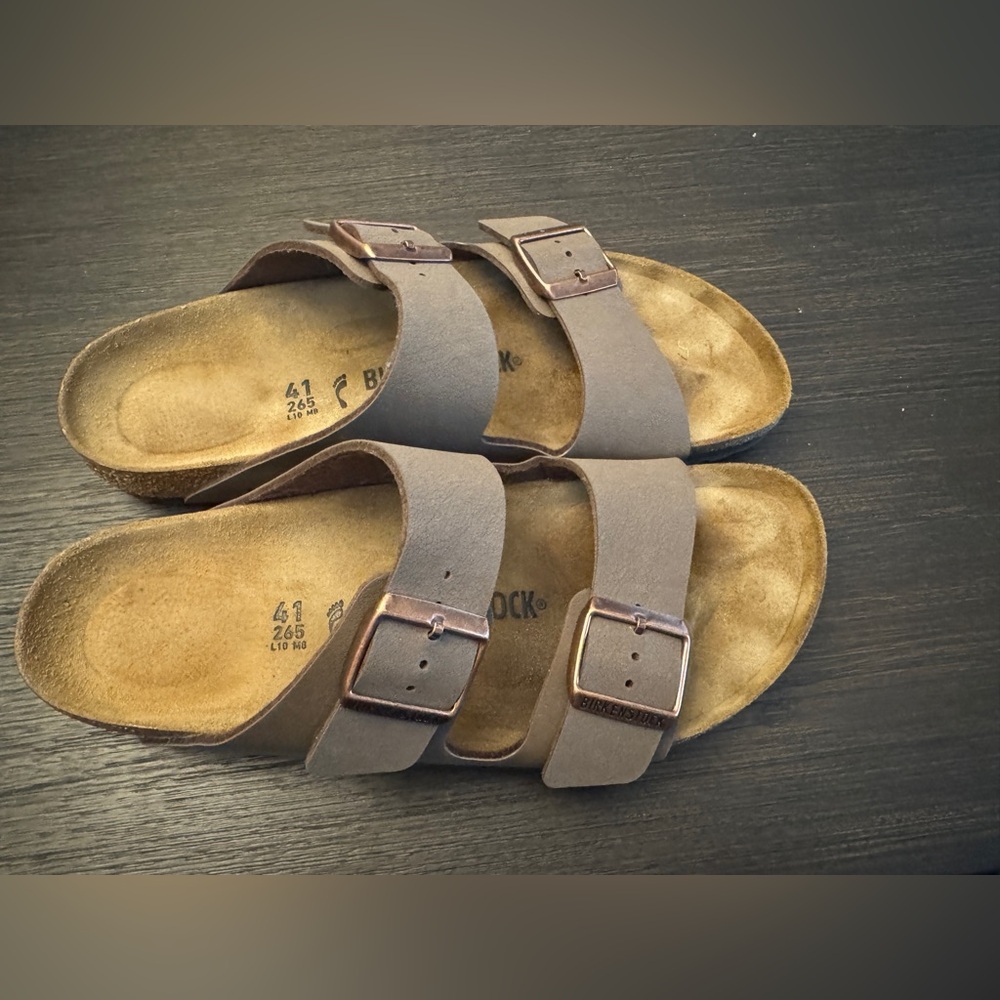 Birkenstock Women’s Brown Arizona Double-Strap Sandals